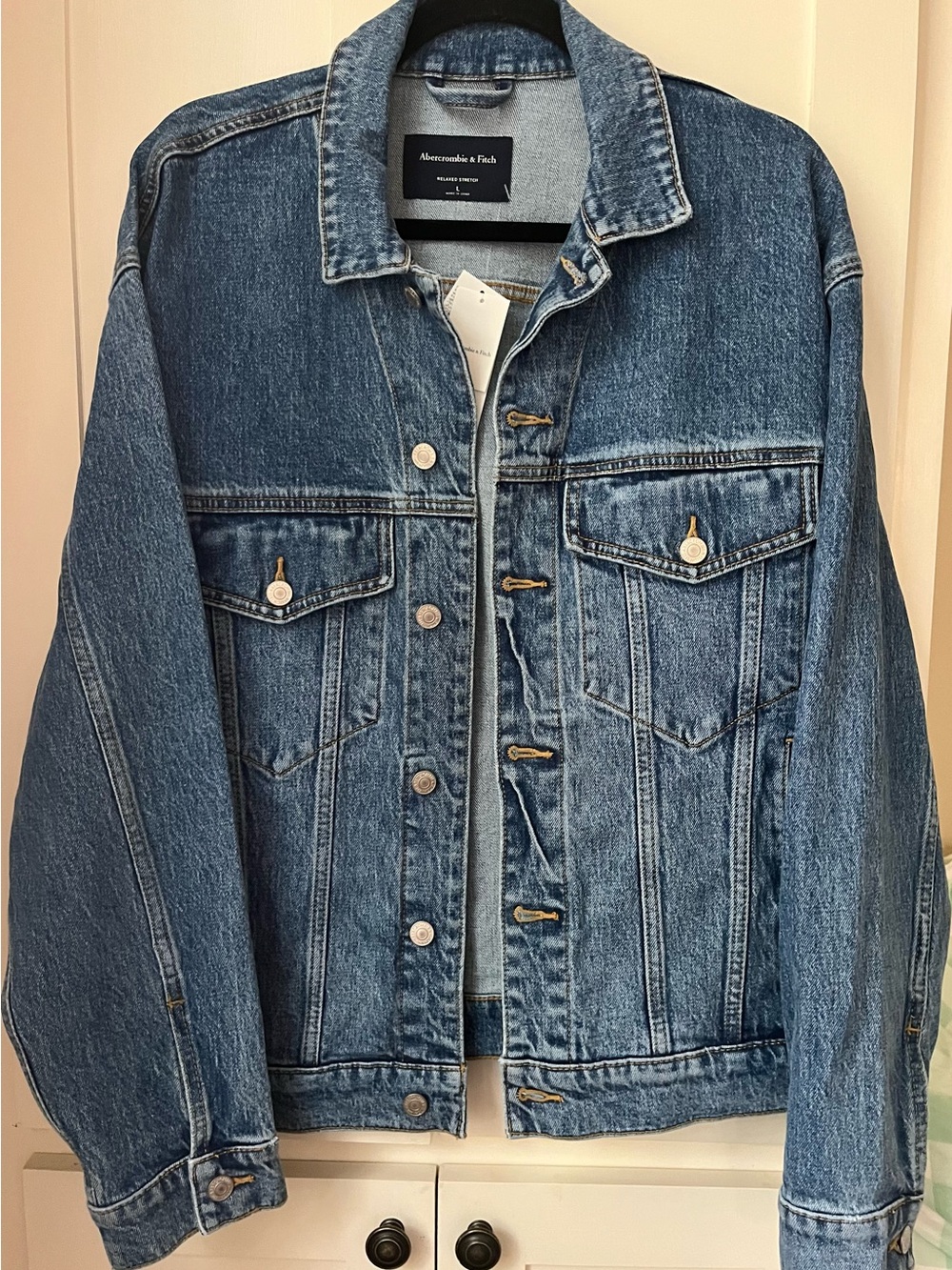 NWT Women’s Abercrombie & Fitch Oversized Boyfriend Denim Jacket Sz. L